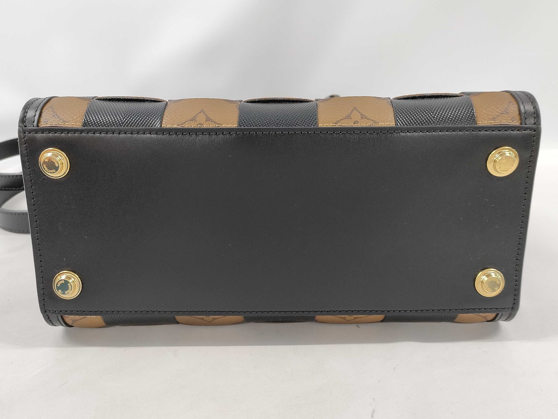 LOUIS VUITTON M53252 City Steamer PM Bag