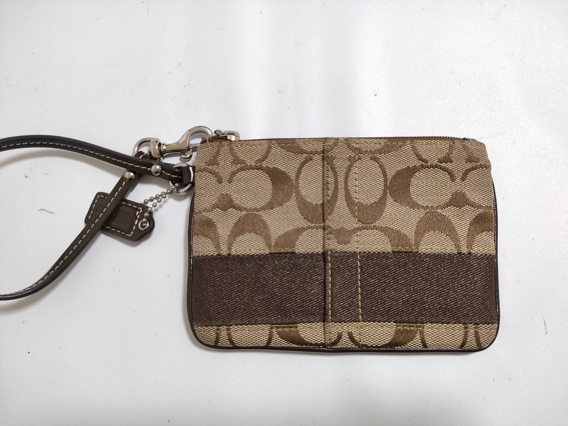 COACH Signature Coach Signature Pouch Pouch