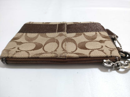 COACH Signature Coach Signature Pouch Pouch