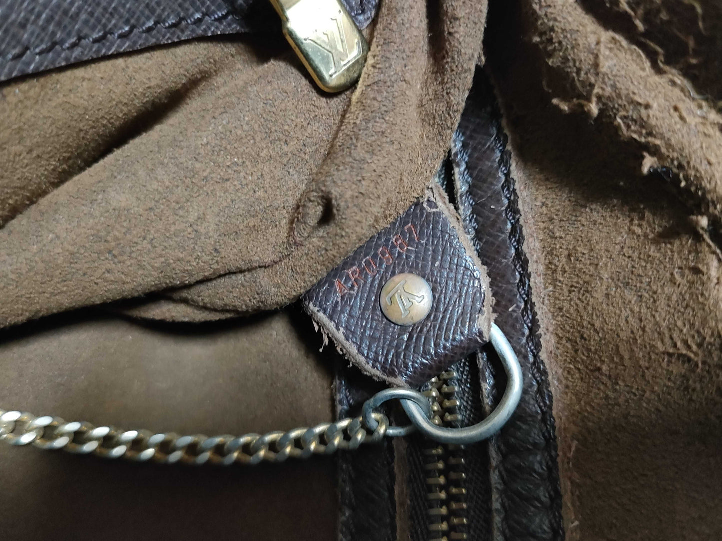 LOUIS VUITTON RFID Unverified Damier Louis Vuitton Damier Marais Bucket N42240/AR0967 Tote Bag