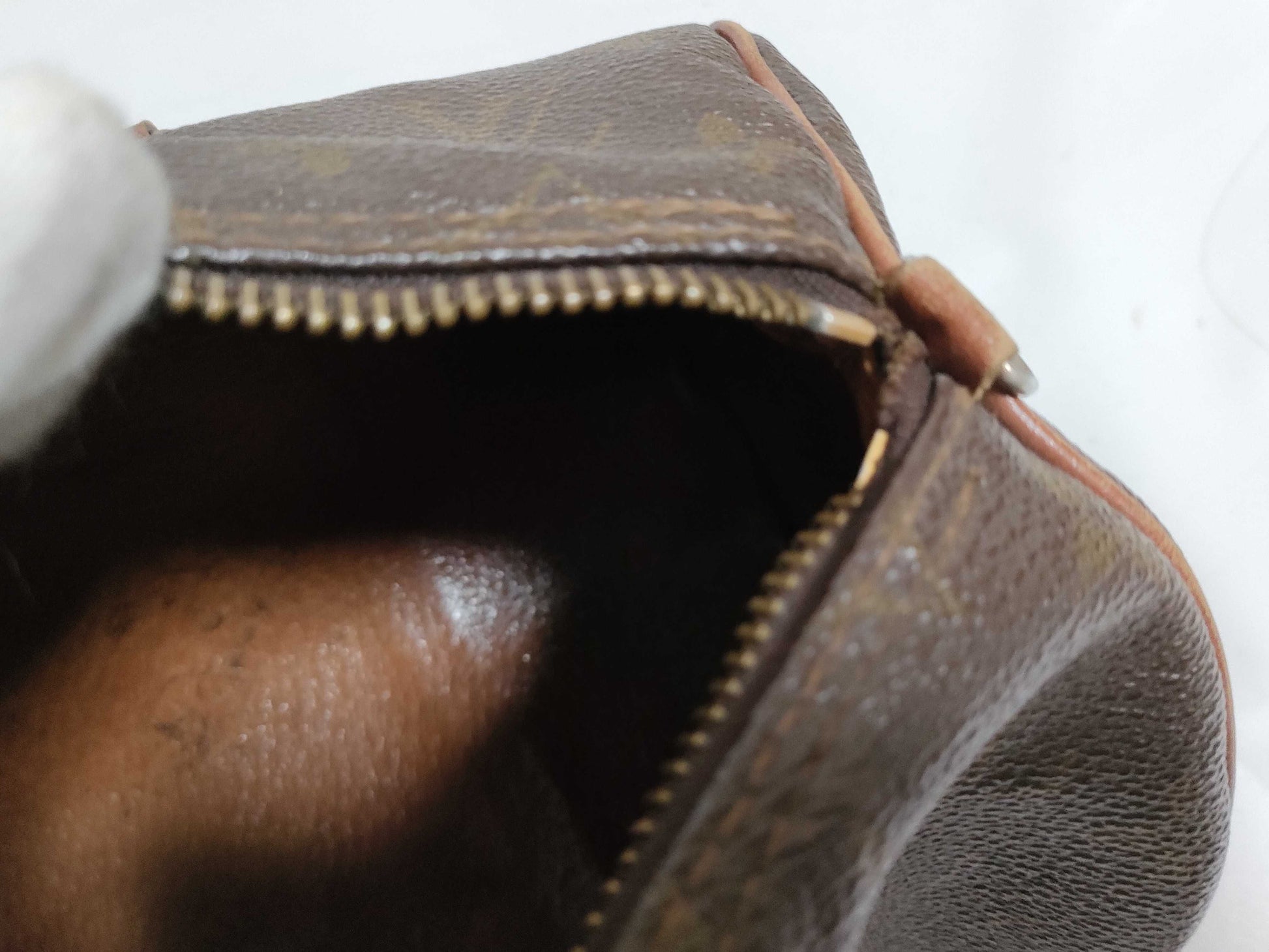 LOUIS VUITTON RFID serial number verification failed. Louis Vuitton Monogram Papillon 30 M51365 handbag.