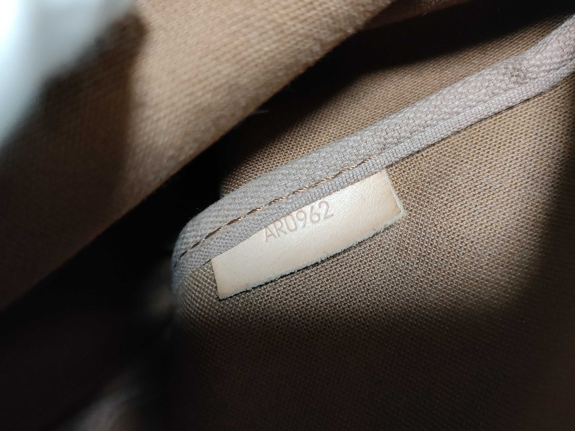 LOUIS VUITTON RFID Unverified Monogram Louis Vuitton Saumur 35 M42254/AR0962 Shoulder Bag
