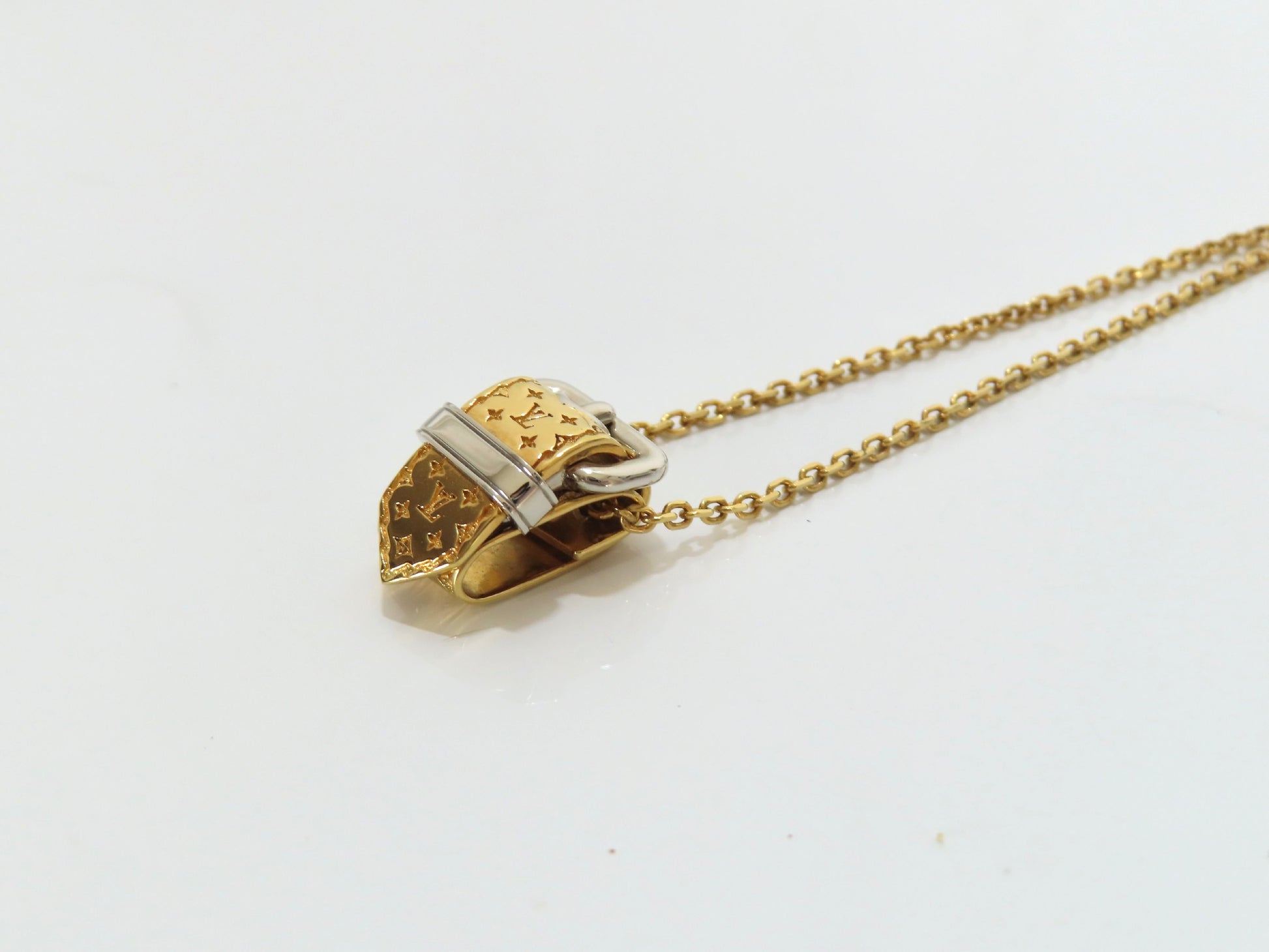 LOUIS VUITTON Monogram Belt Motif Necklace M64703/LE0137 Necklace