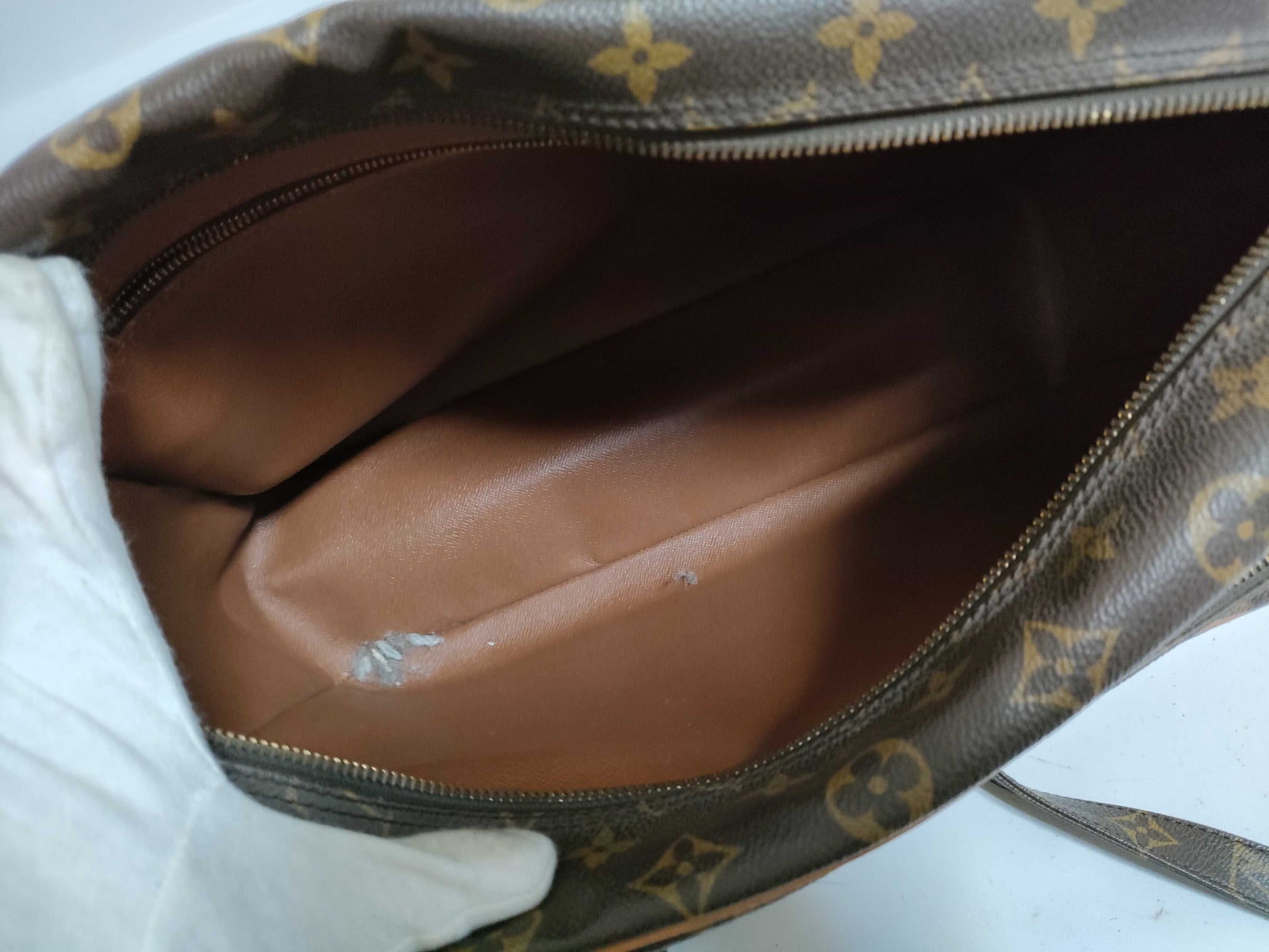 LOUIS VUITTON RFID Unverified Monogram Louis Vuitton Nile Shoulder Bag M45244/TH8911