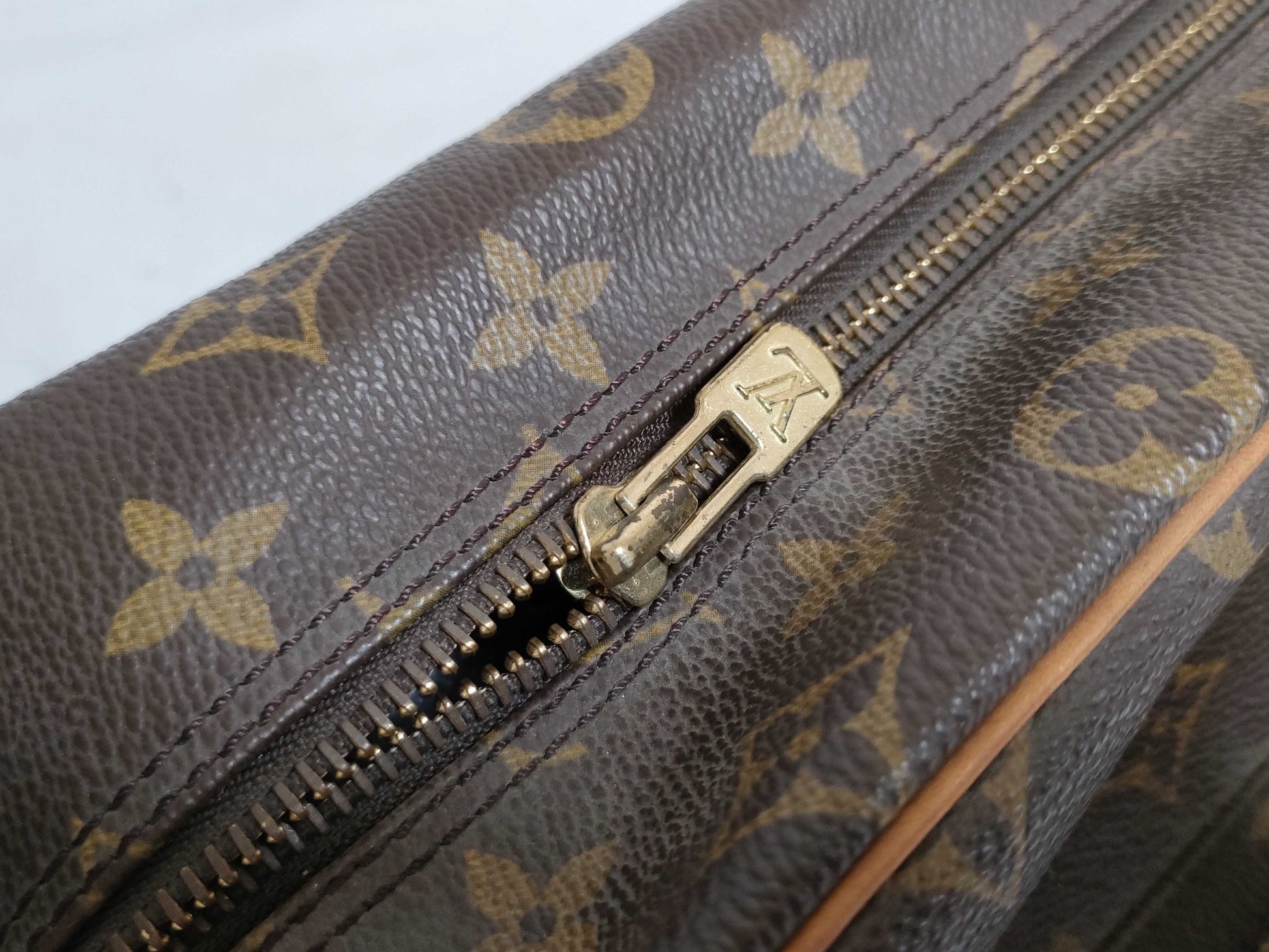 LOUIS VUITTON RFID Unverified Monogram Louis Vuitton Nile Shoulder Bag M45244/TH8911