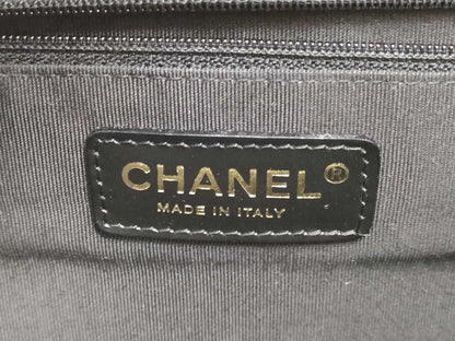CHANEL CHANEL Chain Tote Bag