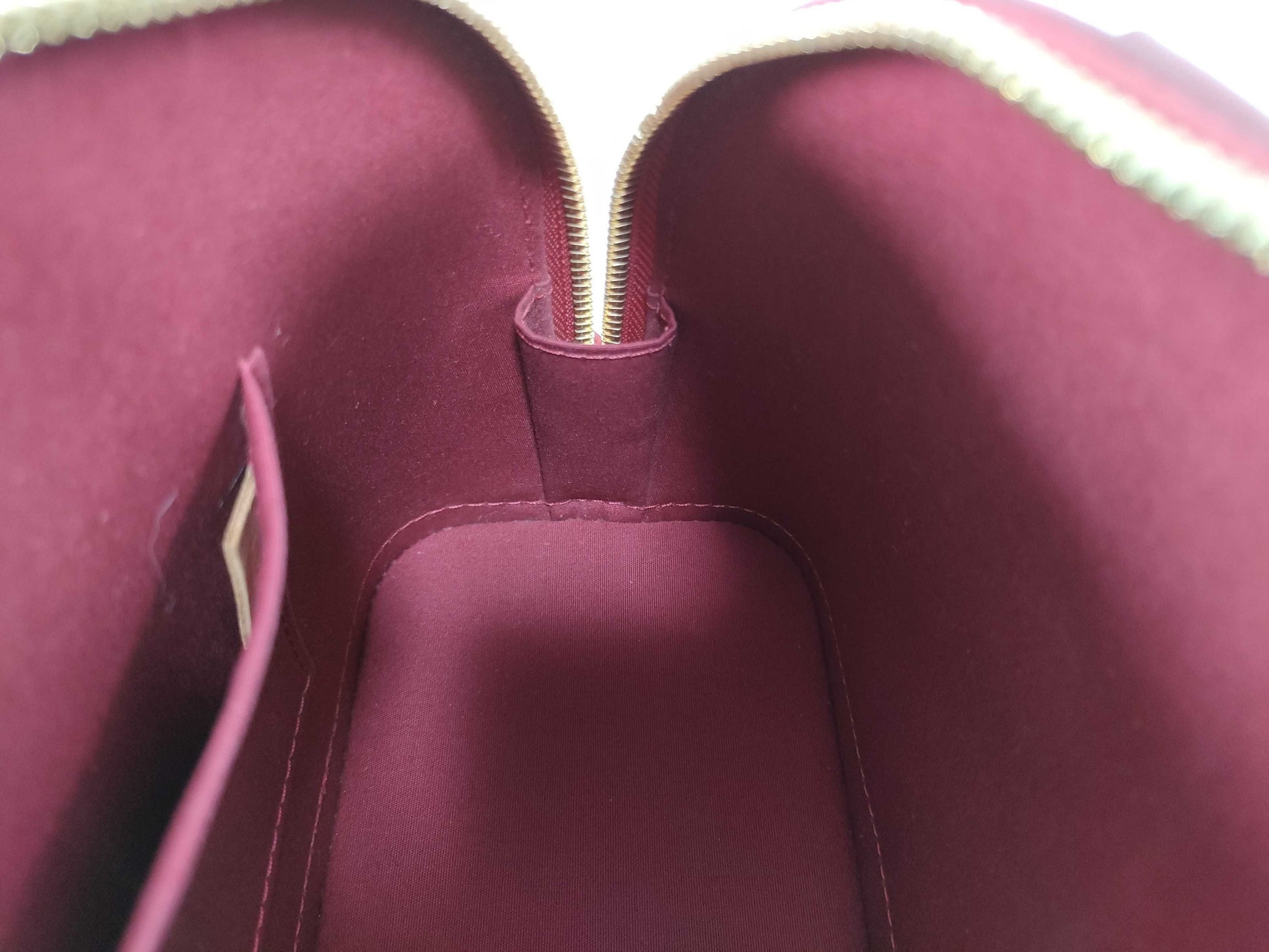 LOUIS VUITTON RFID Verified AA1104 Vernis LOUIS VUITTON Alma BB Handbag