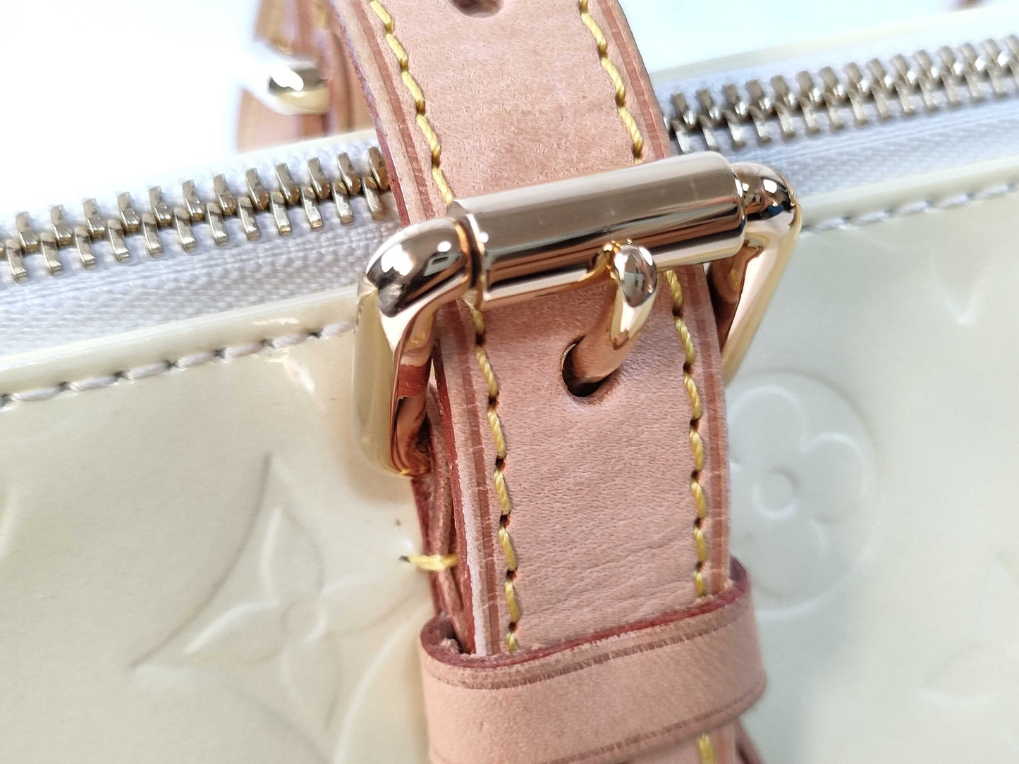LOUIS VUITTON RFID Unverified FL 2058 Vernis LOUIS VUITTON Rosewood Aveni Handbag