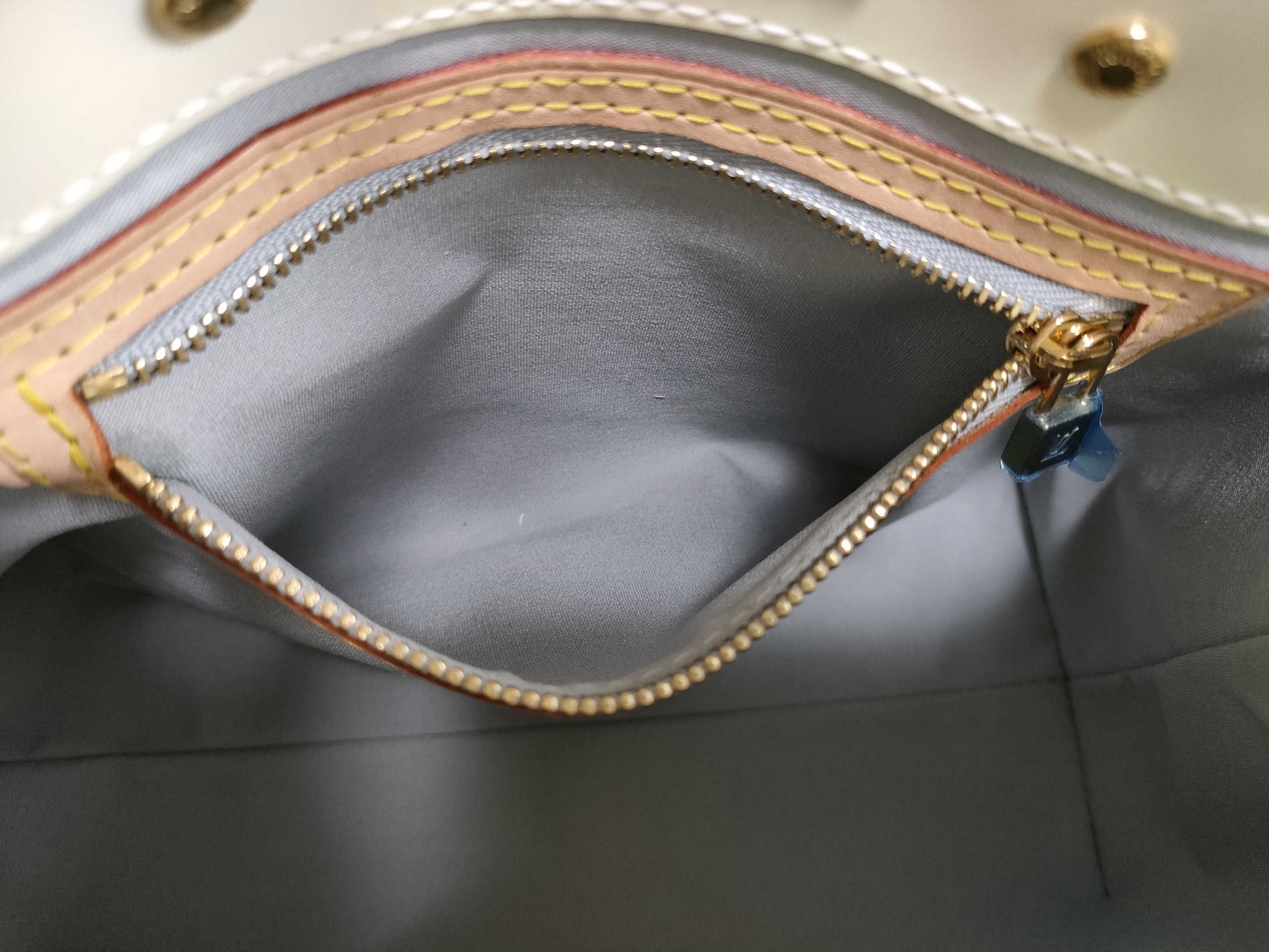 LOUIS VUITTON RFID Unverified MI 0076 Vernis LOUIS VUITTON Lead PM Tote Bag