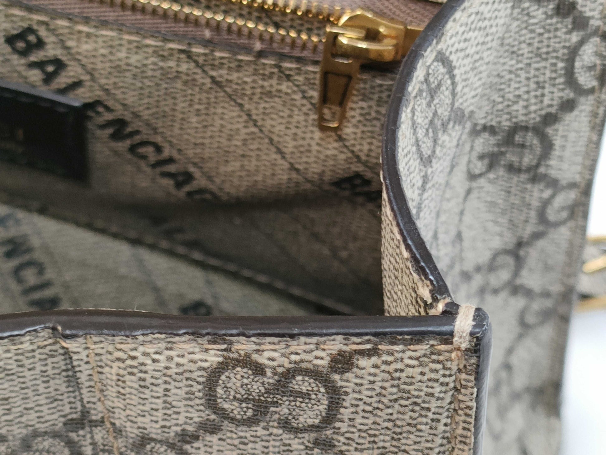 GUCCI GUCCI Hourglass Small Handbag