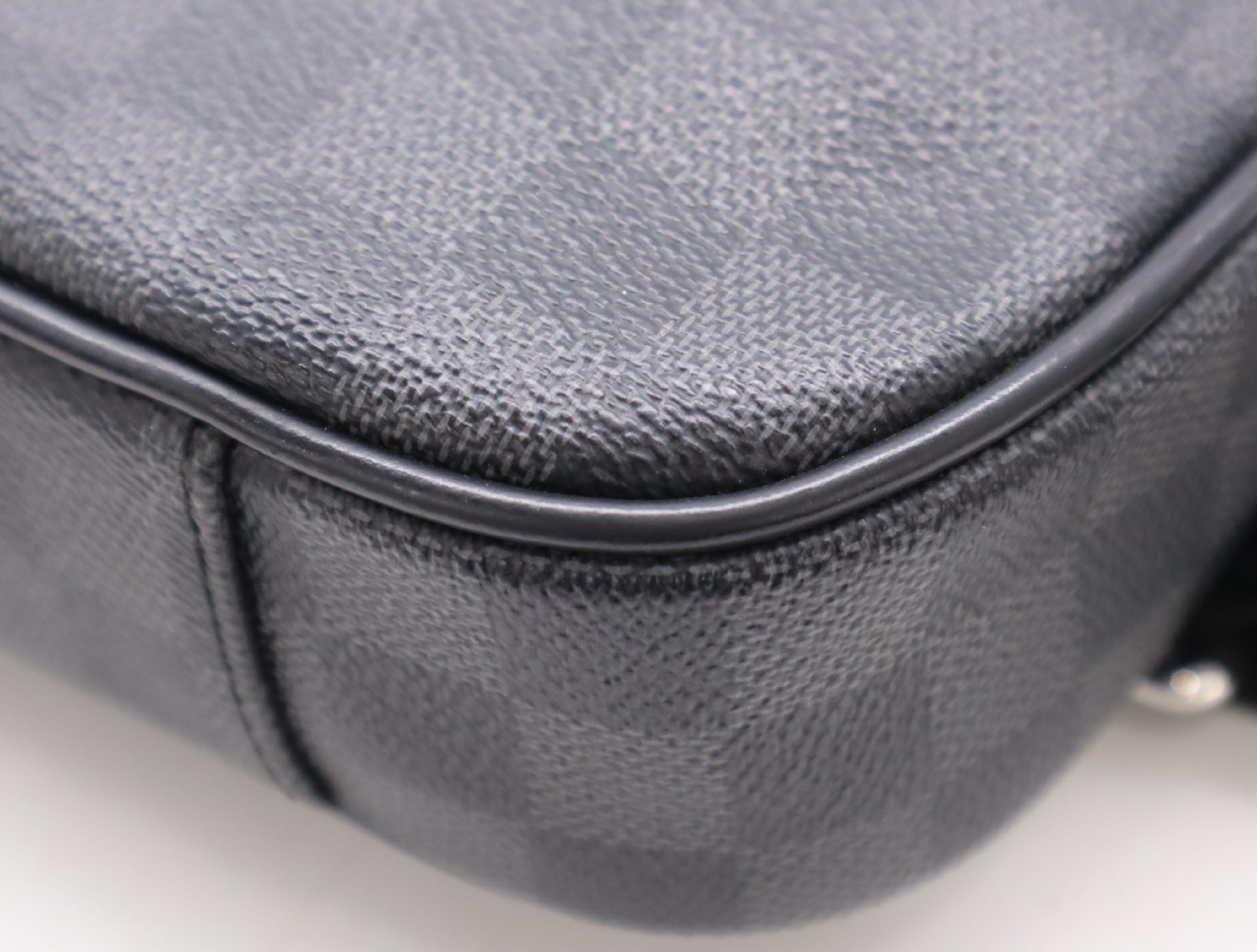 LOUIS VUITTON N41289 Damier Graphite Umbrella Waist Bag