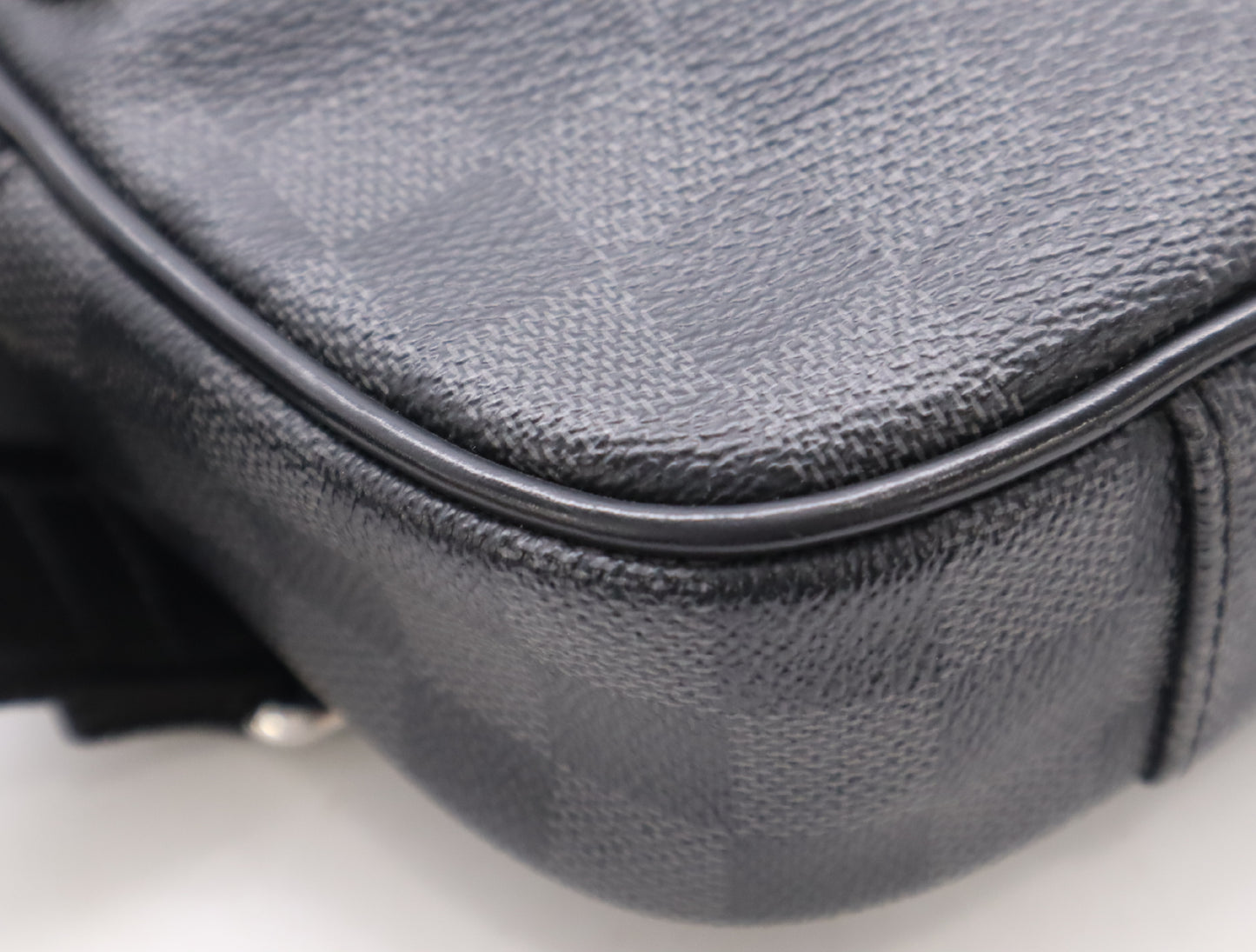 LOUIS VUITTON N41289 Damier Graphite Umbrella Waist Bag