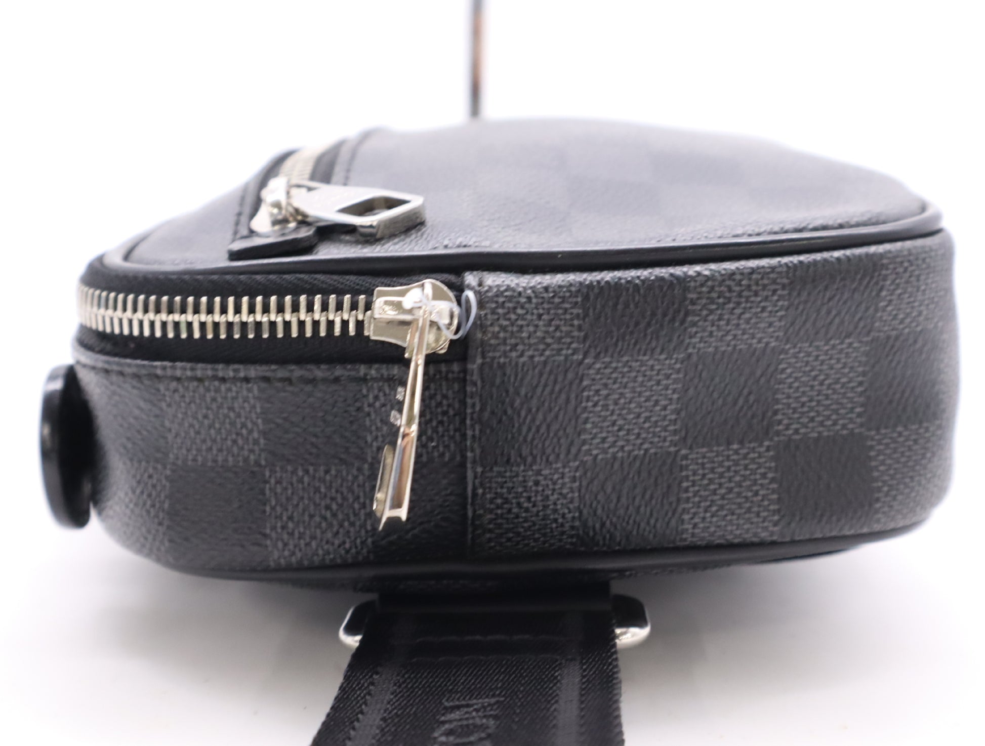 LOUIS VUITTON N41289 Damier Graphite Umbrella Waist Bag