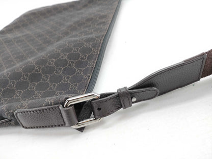 GUCCI GG Canvas Shoulder Bag