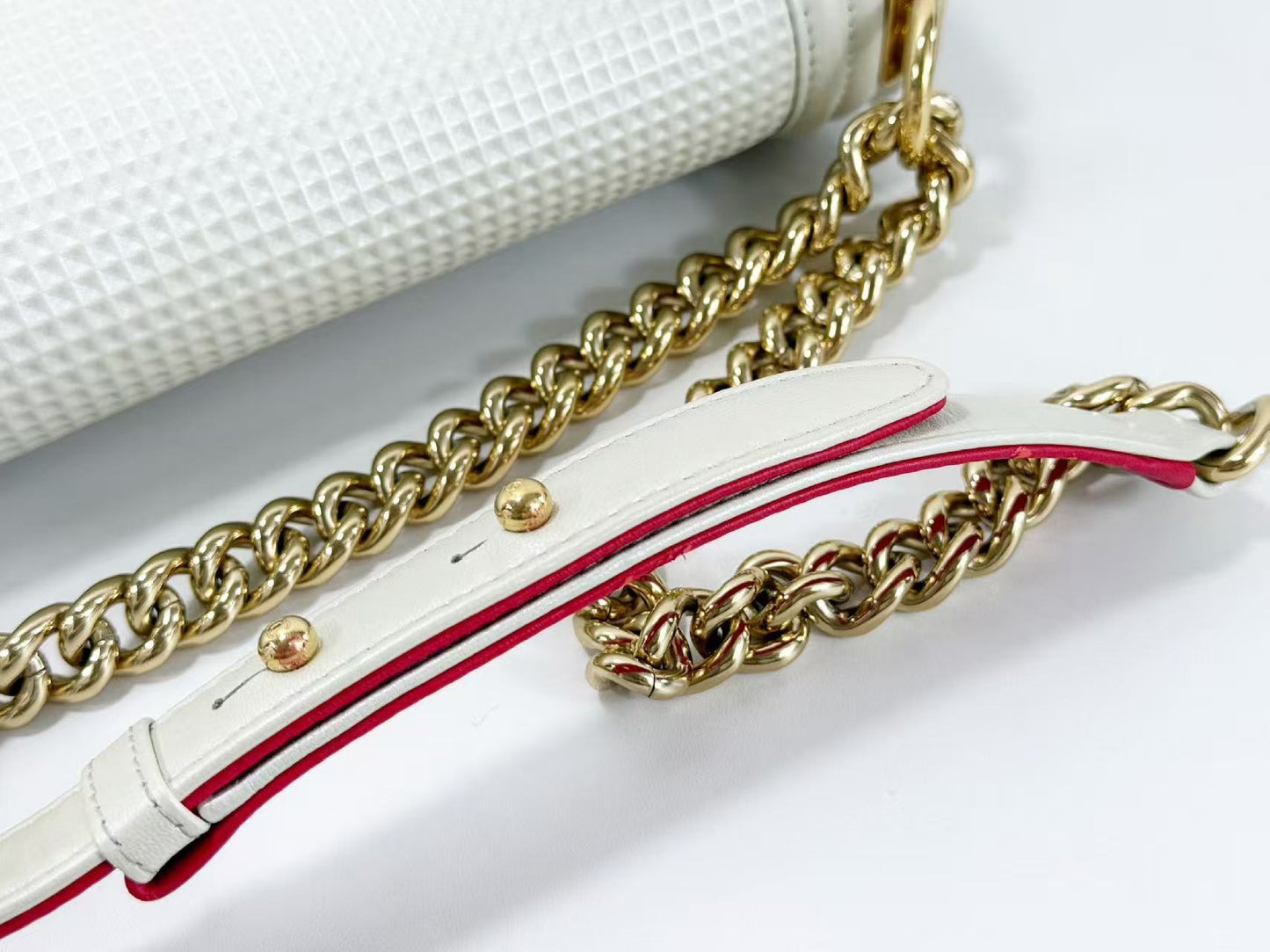 CHANEL Boy Bicolor White Shoulder Bag, W28cm , Gold Hardware, with G Card and Sticker, 18881219
