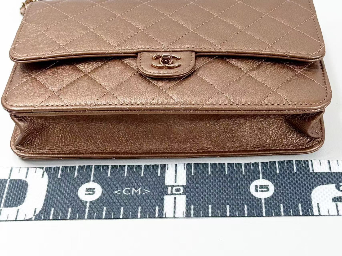 CHANEL Matelasse Double Chain, Bronze, 19cm Wide, Approximately 21st Series [Sealed], Bronze Hardware, Shoulder Bag, 21718035