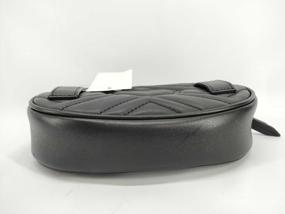 GUCCI GG Marmont Waist Bag in Black