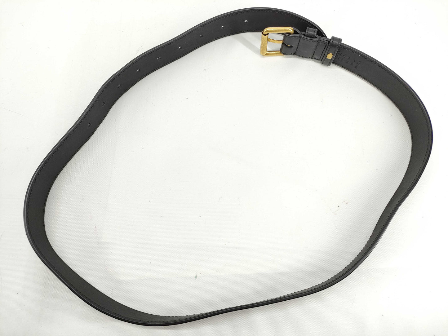 GUCCI GG Marmont Waist Bag in Black