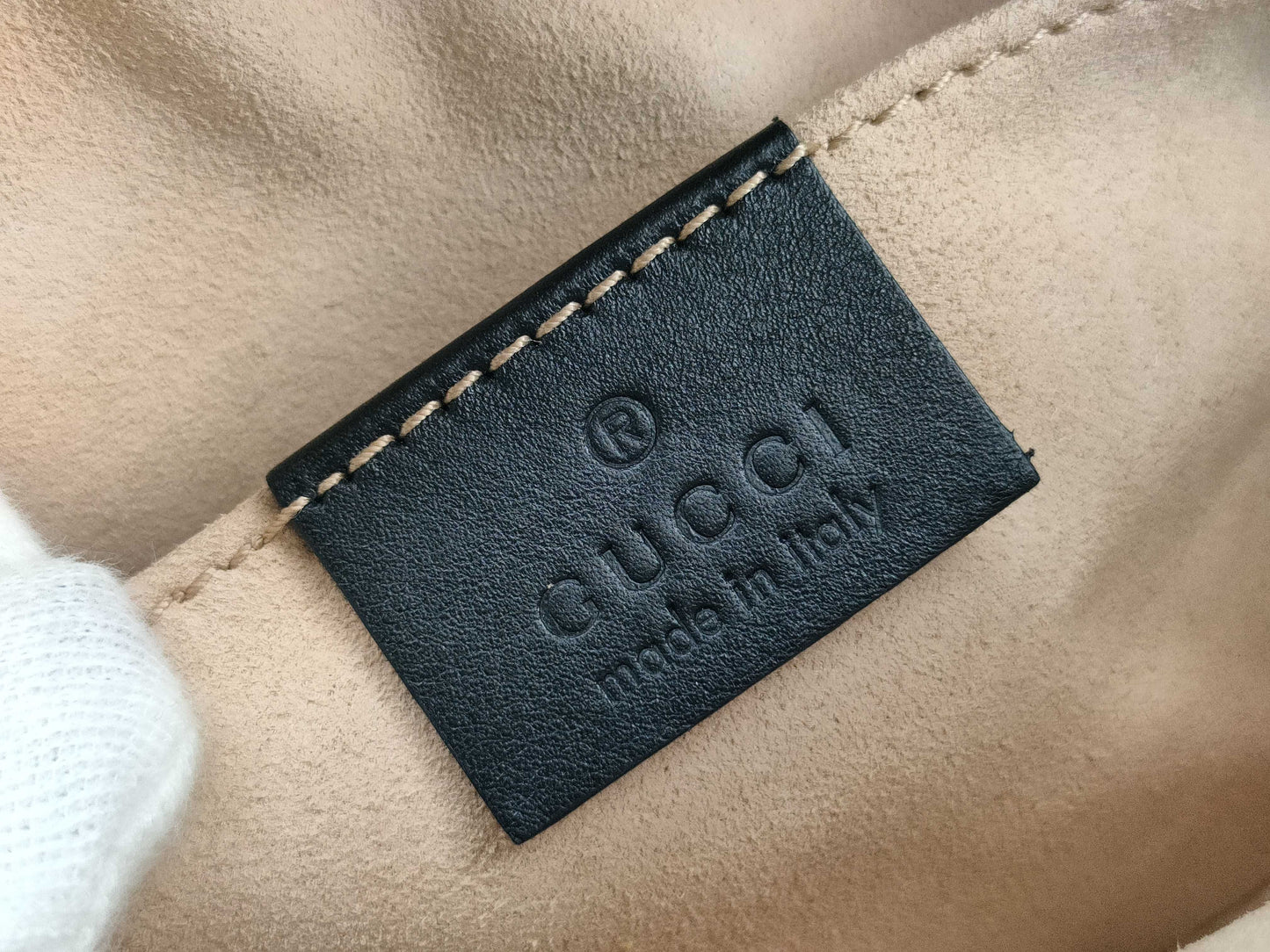 GUCCI GG Marmont Waist Bag in Black