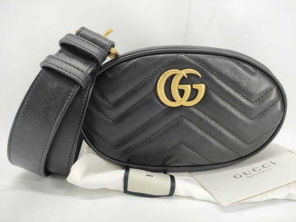 GUCCI GG Marmont Waist Bag in Black
