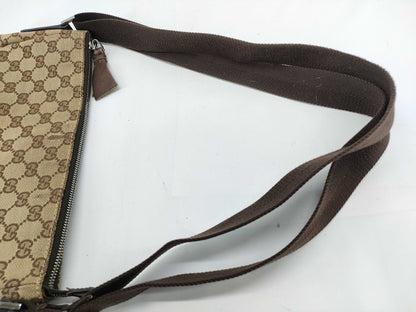 GUCCI GG Canvas Shoulder Bag Gucci GG Canvas Shoulder Bag