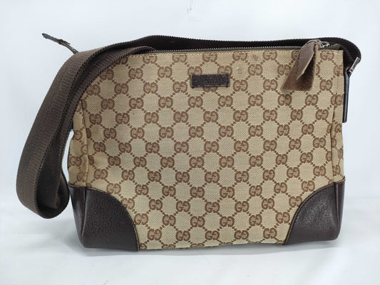 GUCCI GG Canvas Shoulder Bag Gucci GG Canvas Shoulder Bag