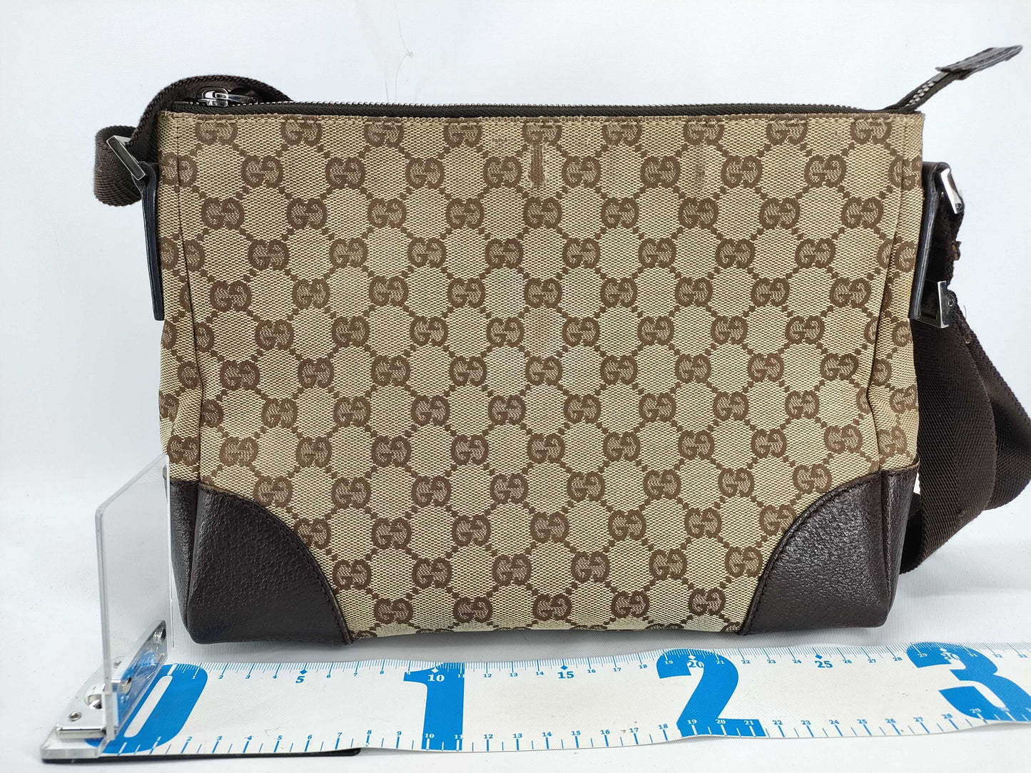 GUCCI GG Canvas Shoulder Bag Gucci GG Canvas Shoulder Bag