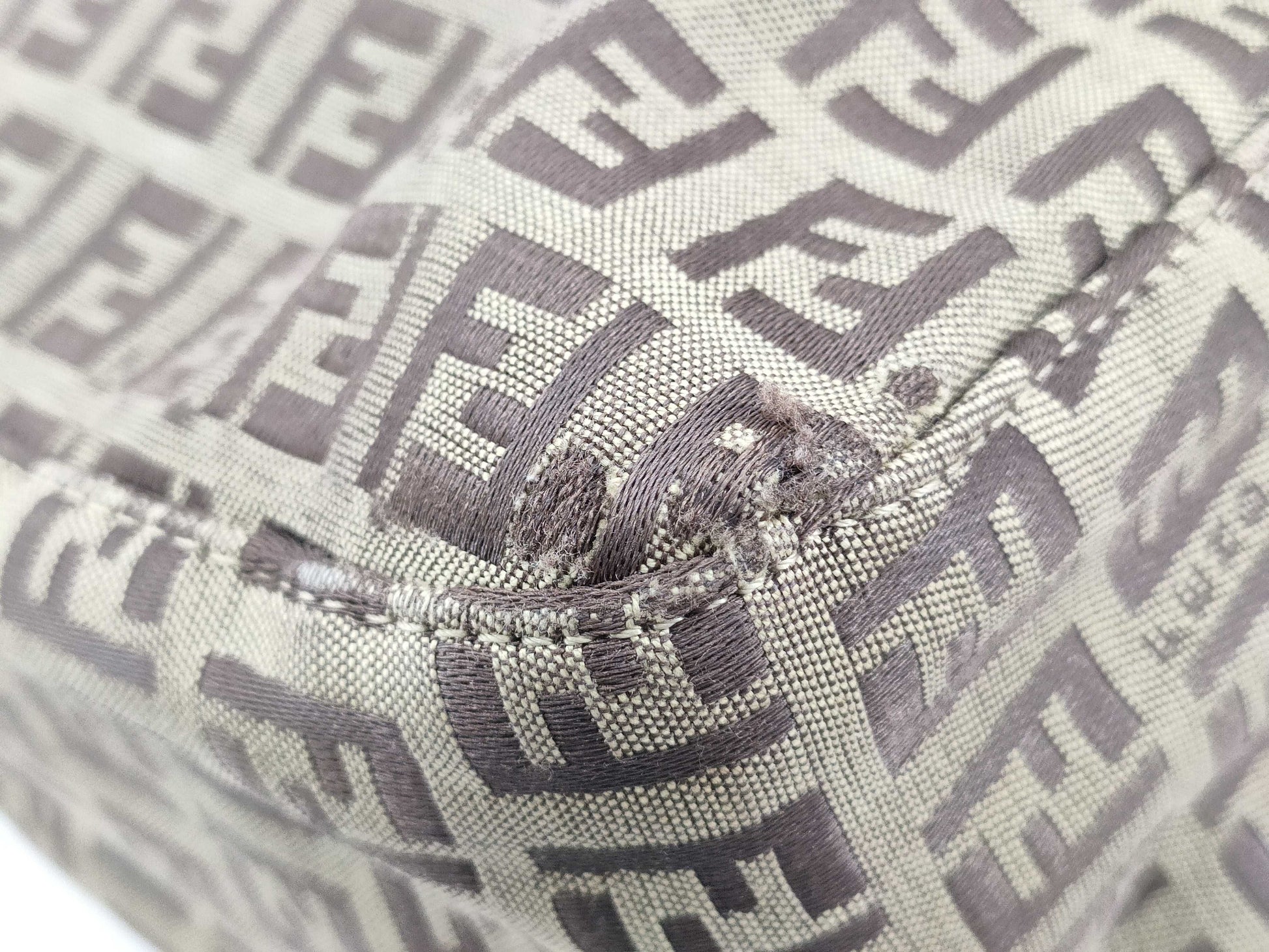 FENDI Zucchino Shoulder Bag in Zucca Pattern, Mamma Bucket