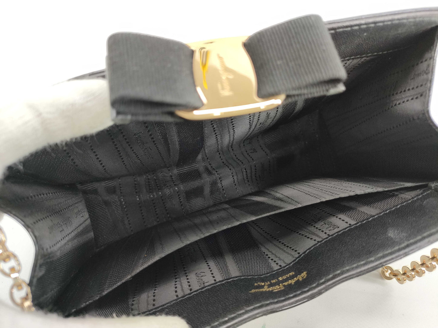 Salvatore Ferragamo Vara Chain Shoulder Bag in Black Enamel