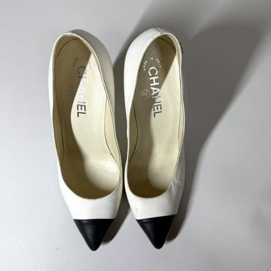 CHANEL CHANEL shoes size 36.5 pumps