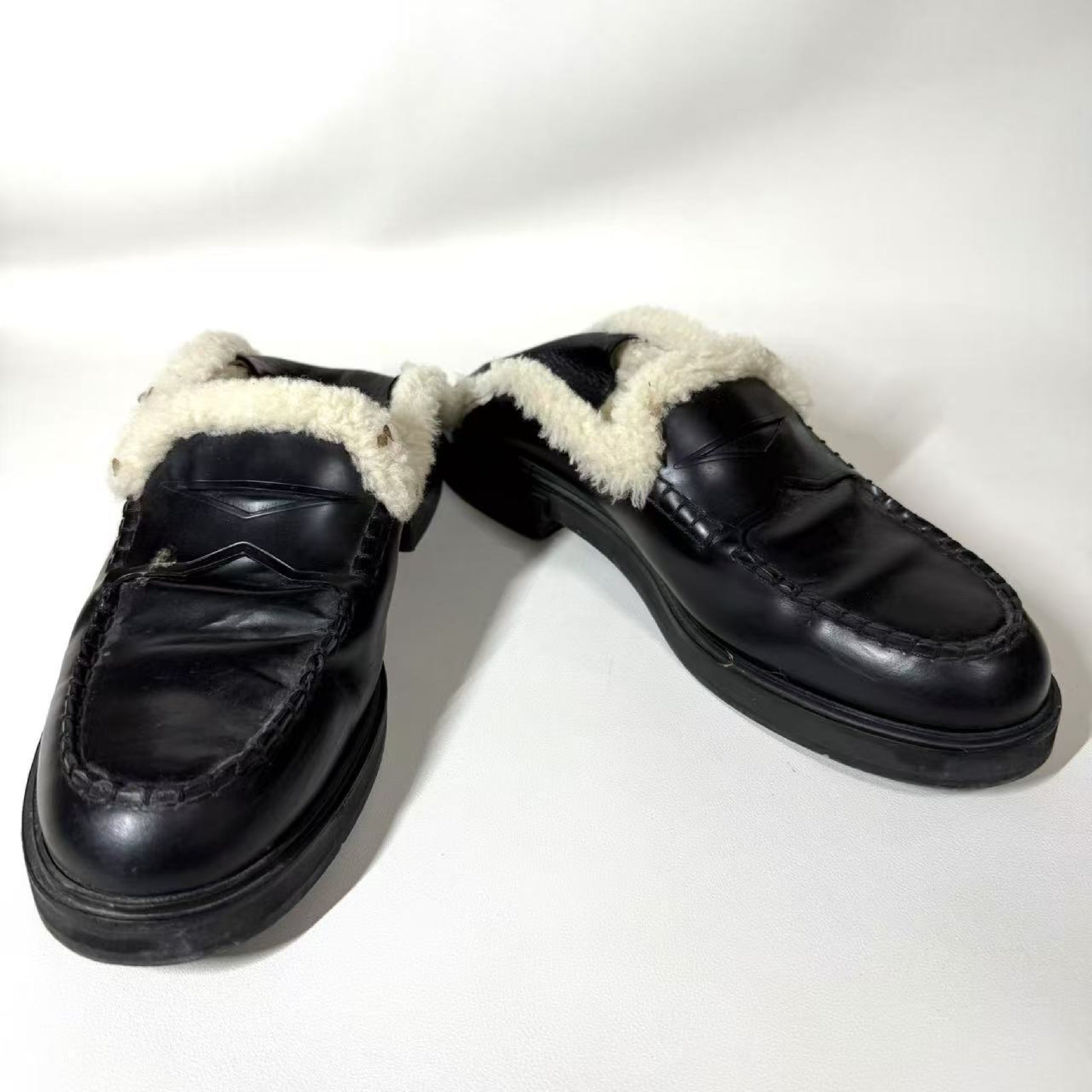 FENDI FENDI Shoes 8 Slippers