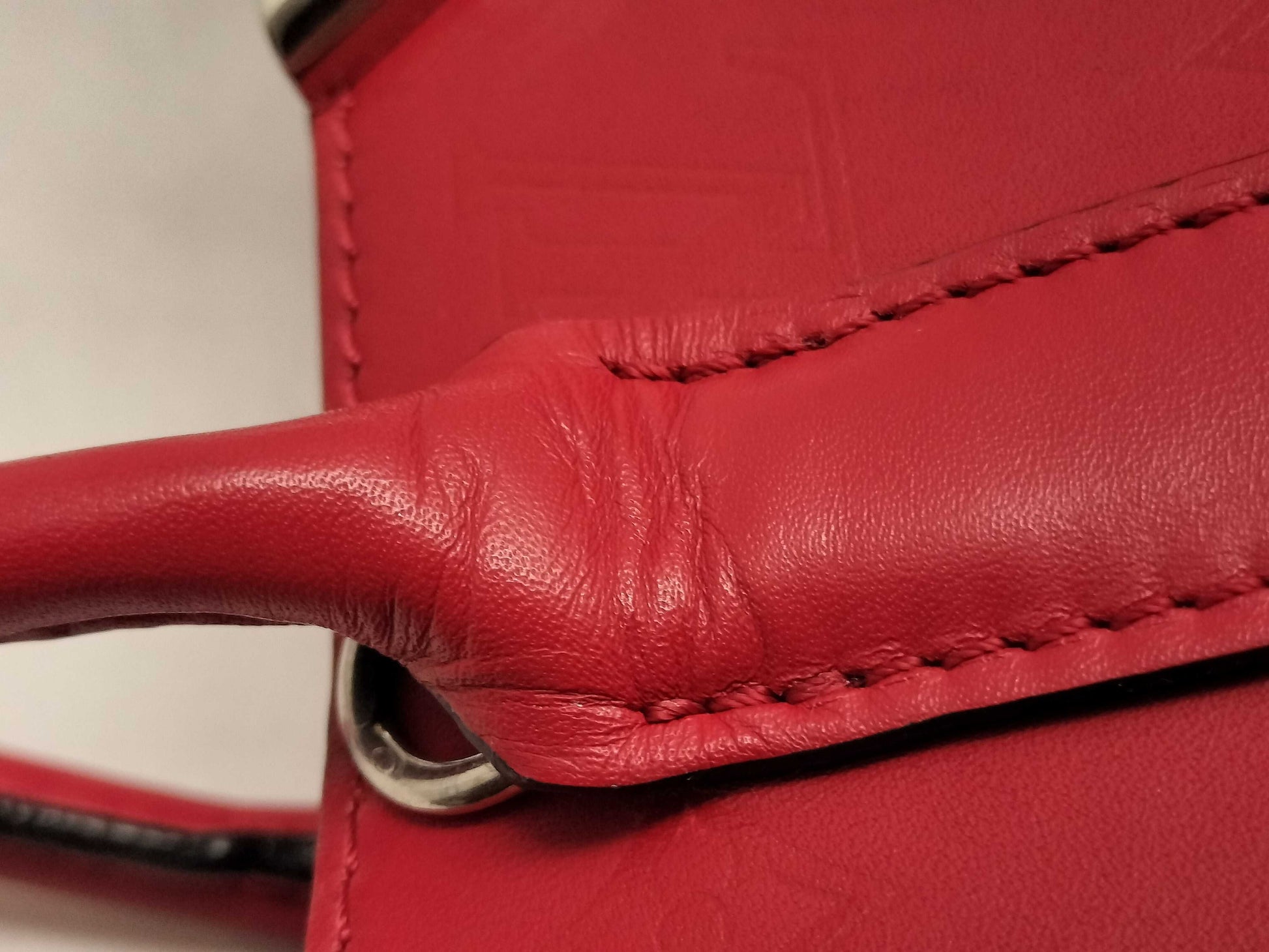 LOUIS VUITTON Very Tote MM Handbag
