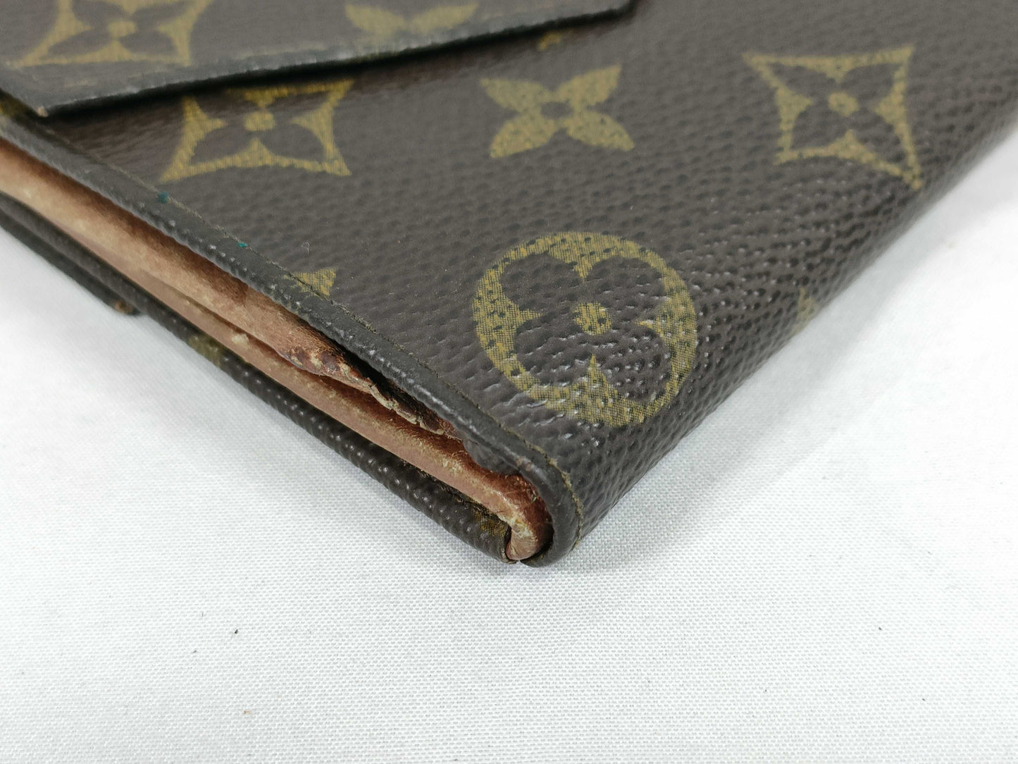 LOUIS VUITTON RFID Unverifiable 9001AN Monogram Louis Vuitton Monogram Monnaie Wallet