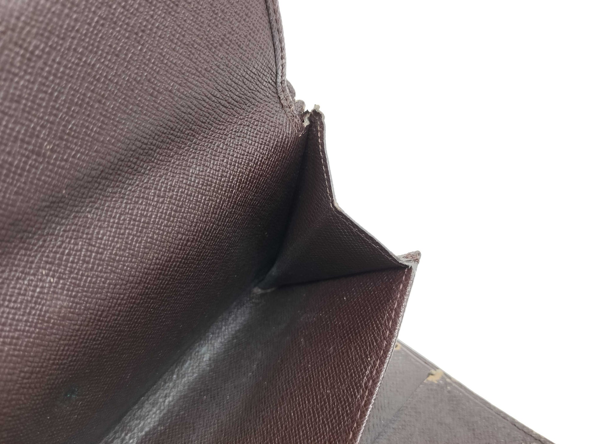 LOUIS VUITTON TH 0071 Damier Louis Vuitton Damier Billfold Wallet