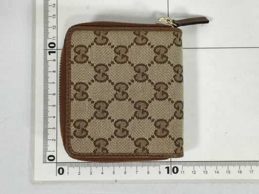 GUCCI GG Canvas Wallet Gucci GG Canvas Wallet