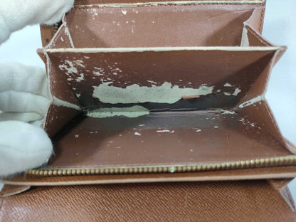 LOUIS VUITTON Monogram Bifold Wallet