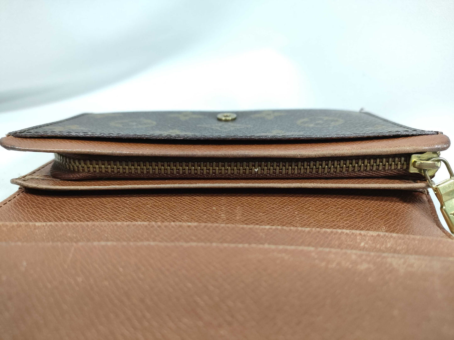 LOUIS VUITTON Monogram Bifold Wallet