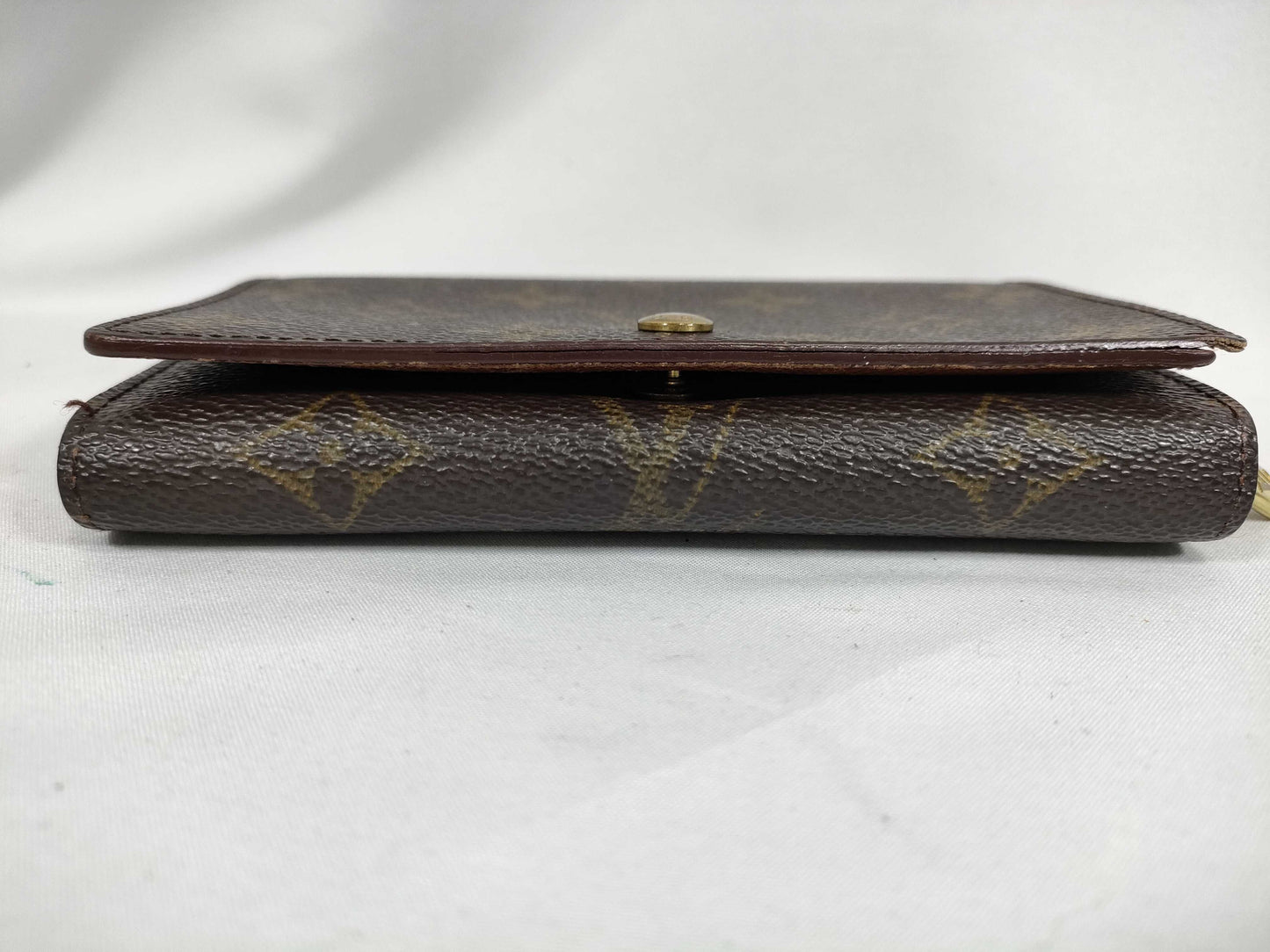 LOUIS VUITTON Monogram Bifold Wallet