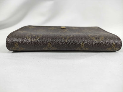 LOUIS VUITTON Monogram Bifold Wallet