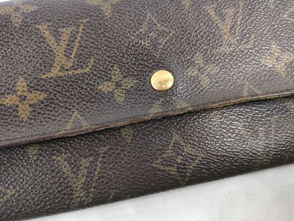LOUIS VUITTON Monogram Long Wallet with Zipper