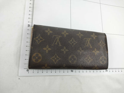 LOUIS VUITTON Monogram Long Wallet with Zipper