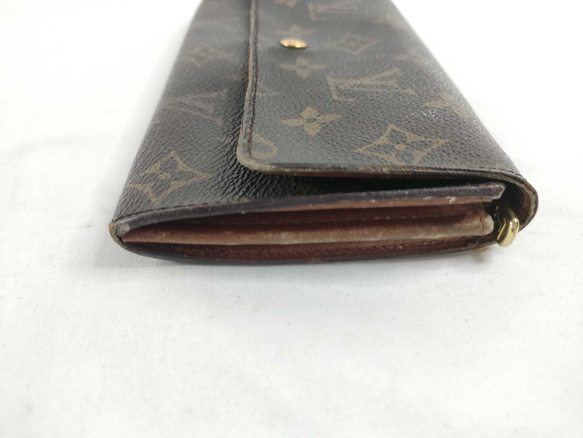 LOUIS VUITTON Monogram Long Wallet with Zipper
