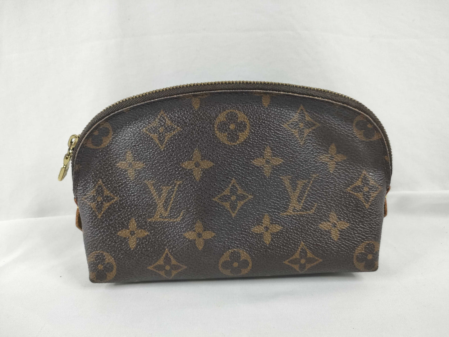 LOUIS VUITTON [Serial Number] Unconfirmed Monogram Louis Vuitton Monogram Pouch