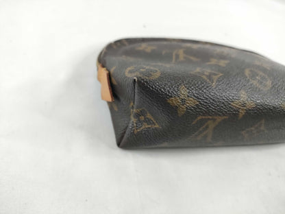 LOUIS VUITTON [Serial Number] Unconfirmed Monogram Louis Vuitton Monogram Pouch
