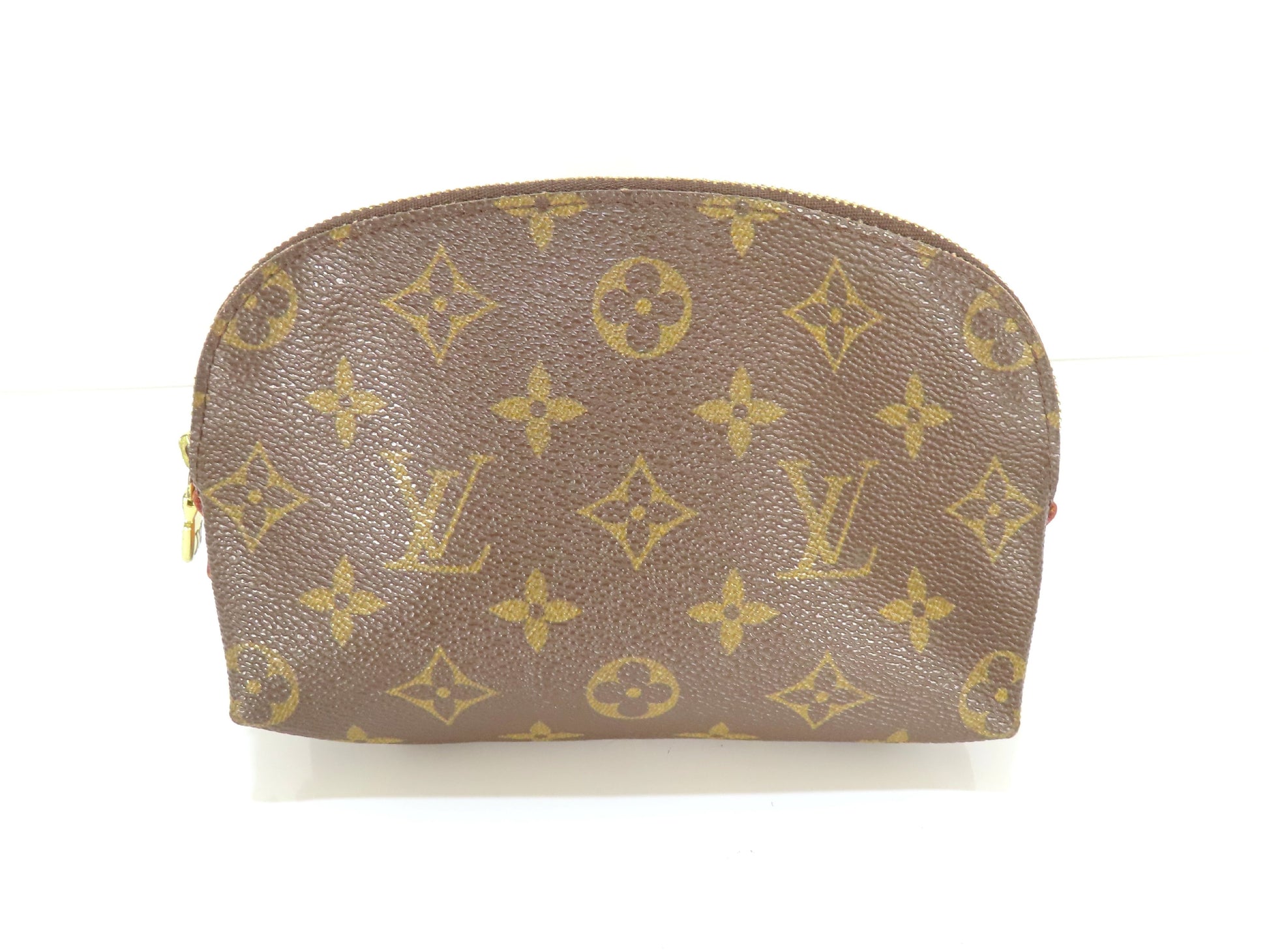 LOUIS VUITTON Monogram Louis Vuitton Monogram Pouch Pouch