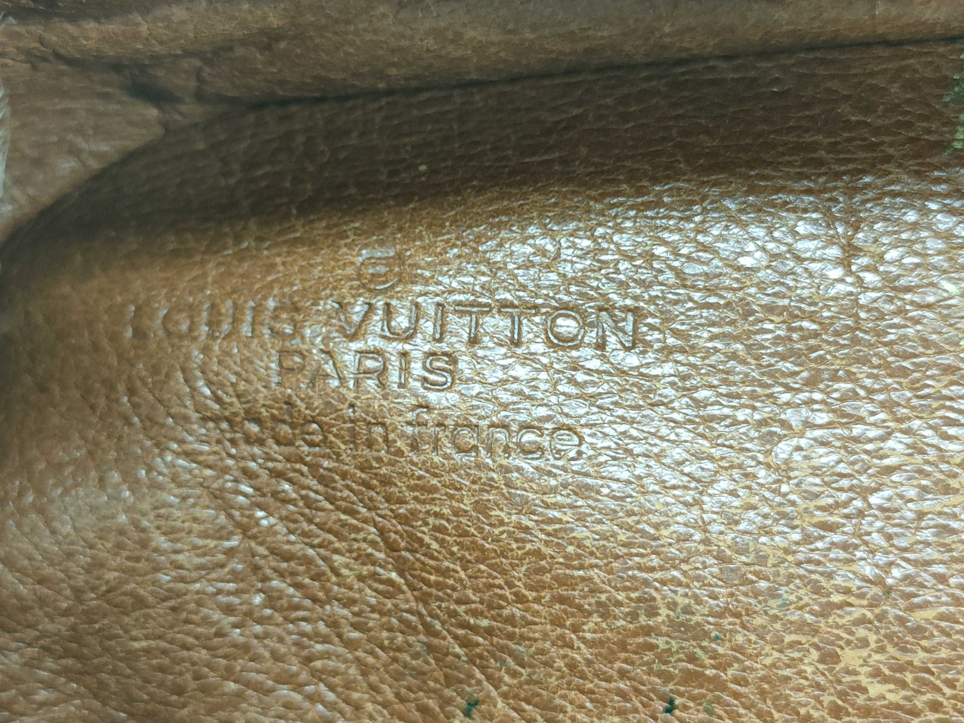 LOUIS VUITTON Monogram Migratour Shoulder Bag