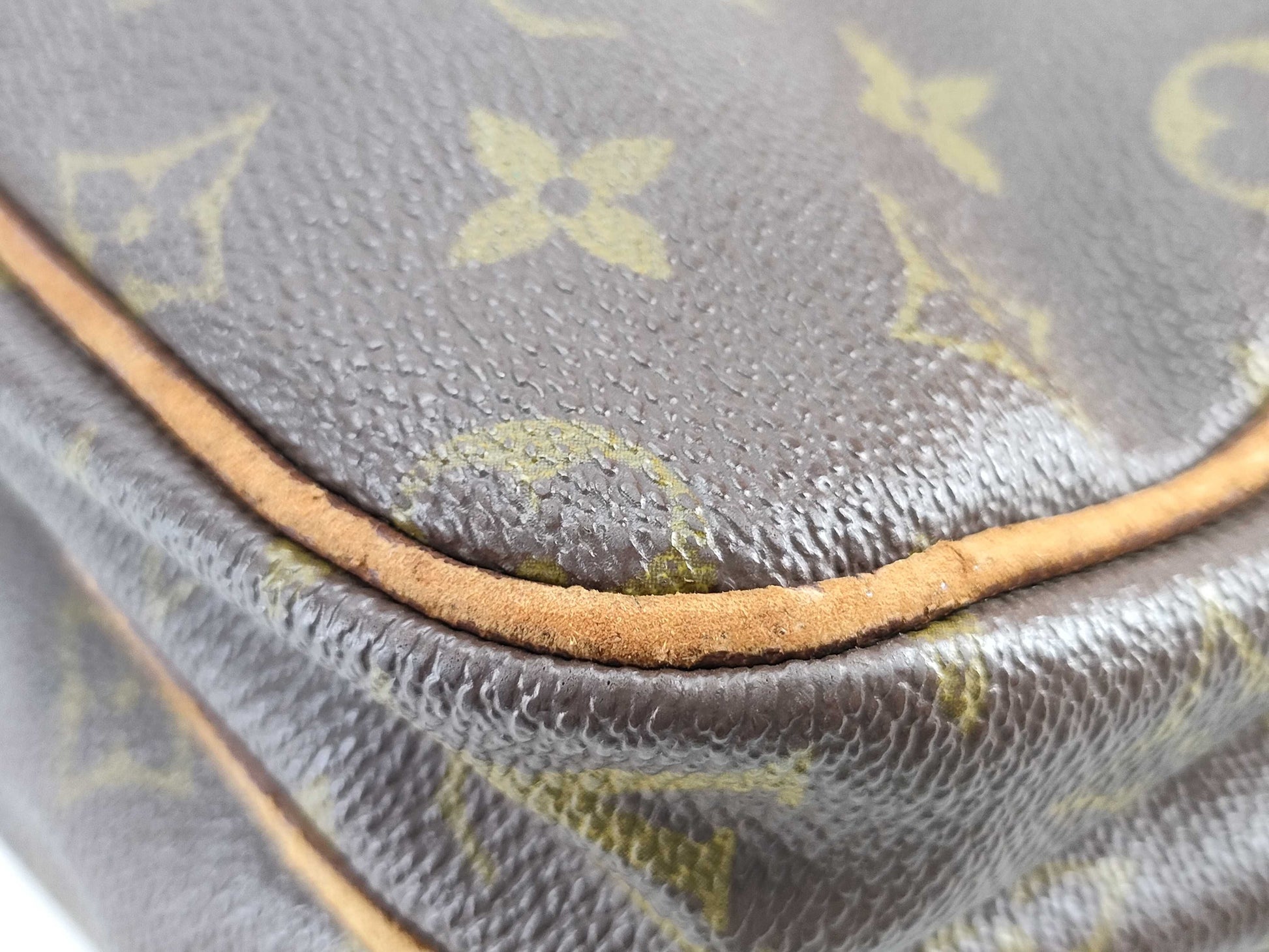 LOUIS VUITTON Monogram Migratour Shoulder Bag