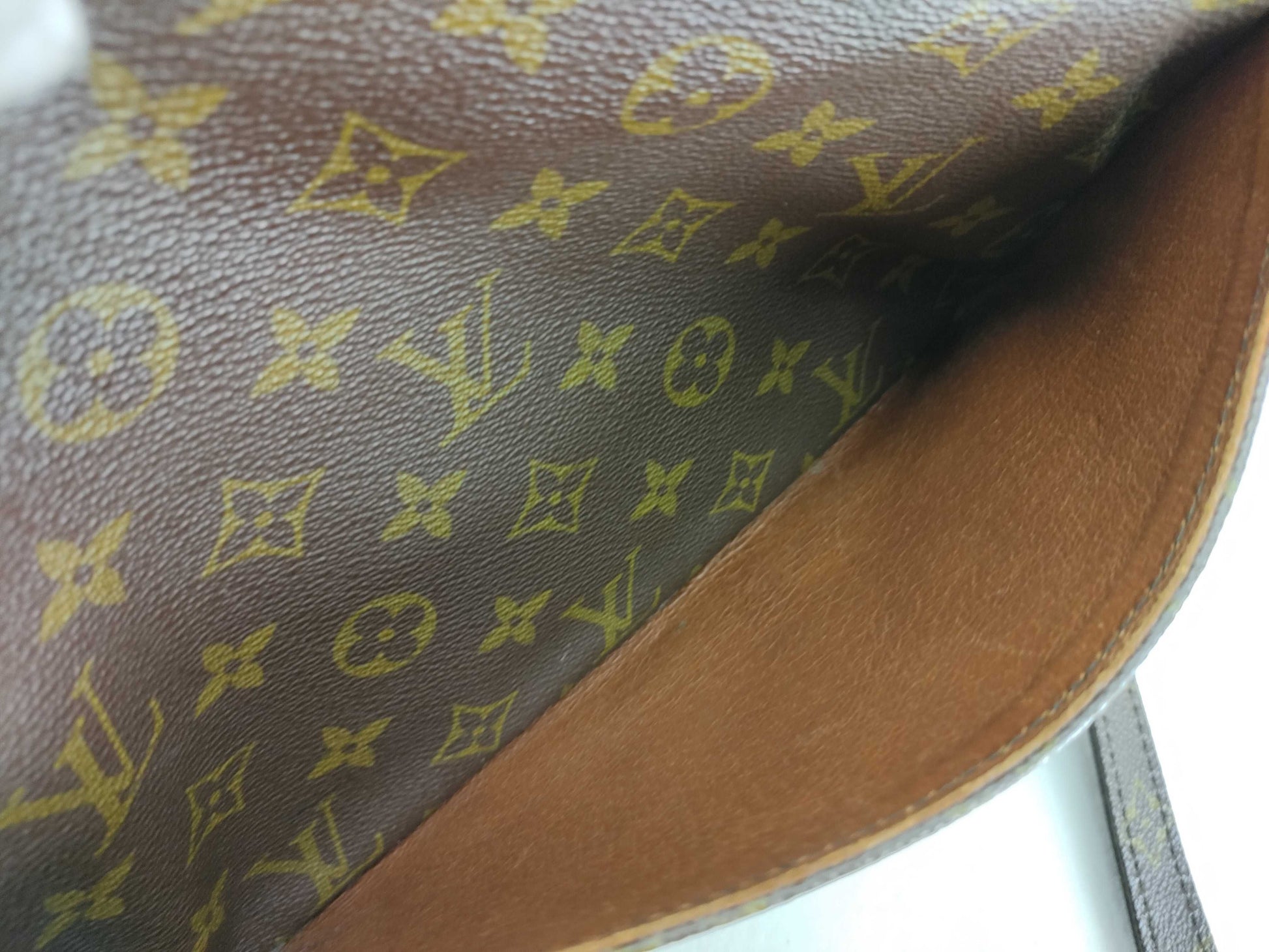 LOUIS VUITTON Monogram Migratour Shoulder Bag