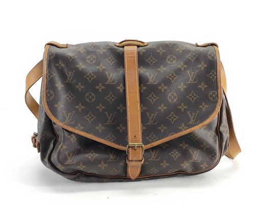 LOUIS VUITTON RFID Unverified AR0942 Monogram Louis Vuitton Saumur Shoulder Bag