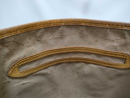 LOUIS VUITTON RFID Unverified Monogram Louis Vuitton Monogram Bucket GM Shoulder Bag